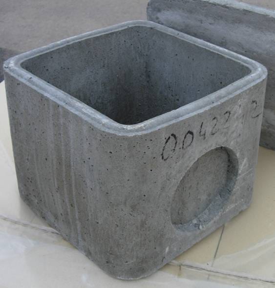 Abreuvoir hotsell beton prix